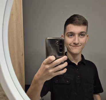 Liviusz Gasztany, 19 years old, Trois-Rivieres, Canada